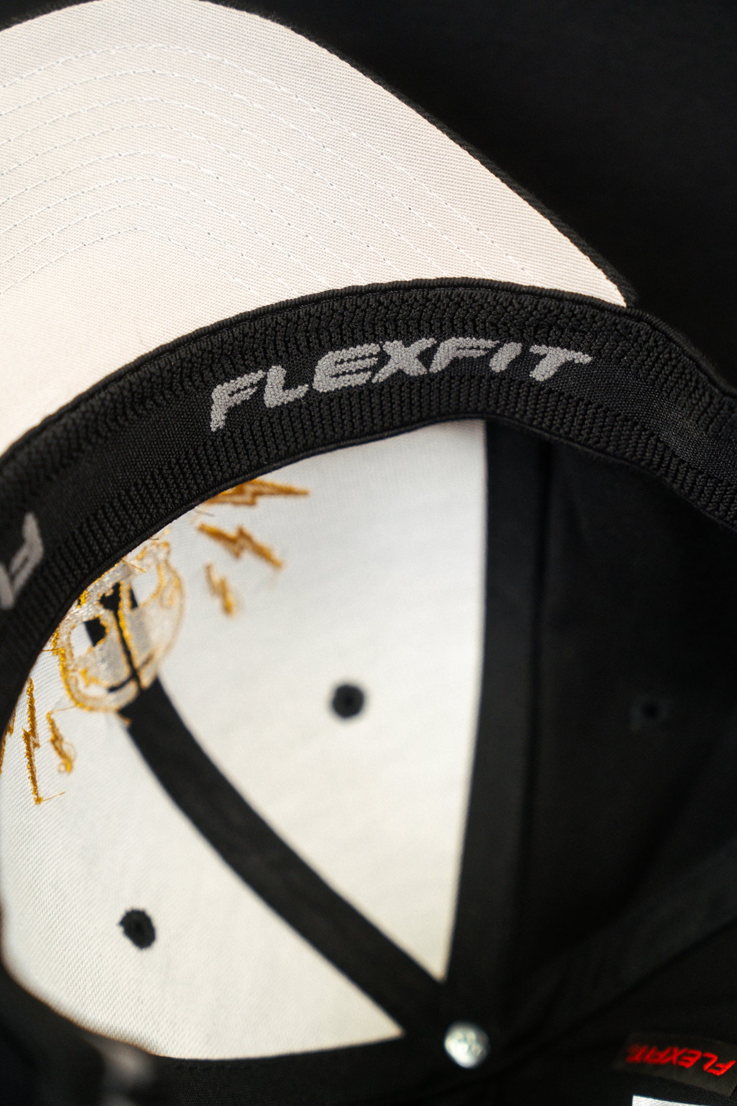 IRONSKULL FLEXFIT CAP