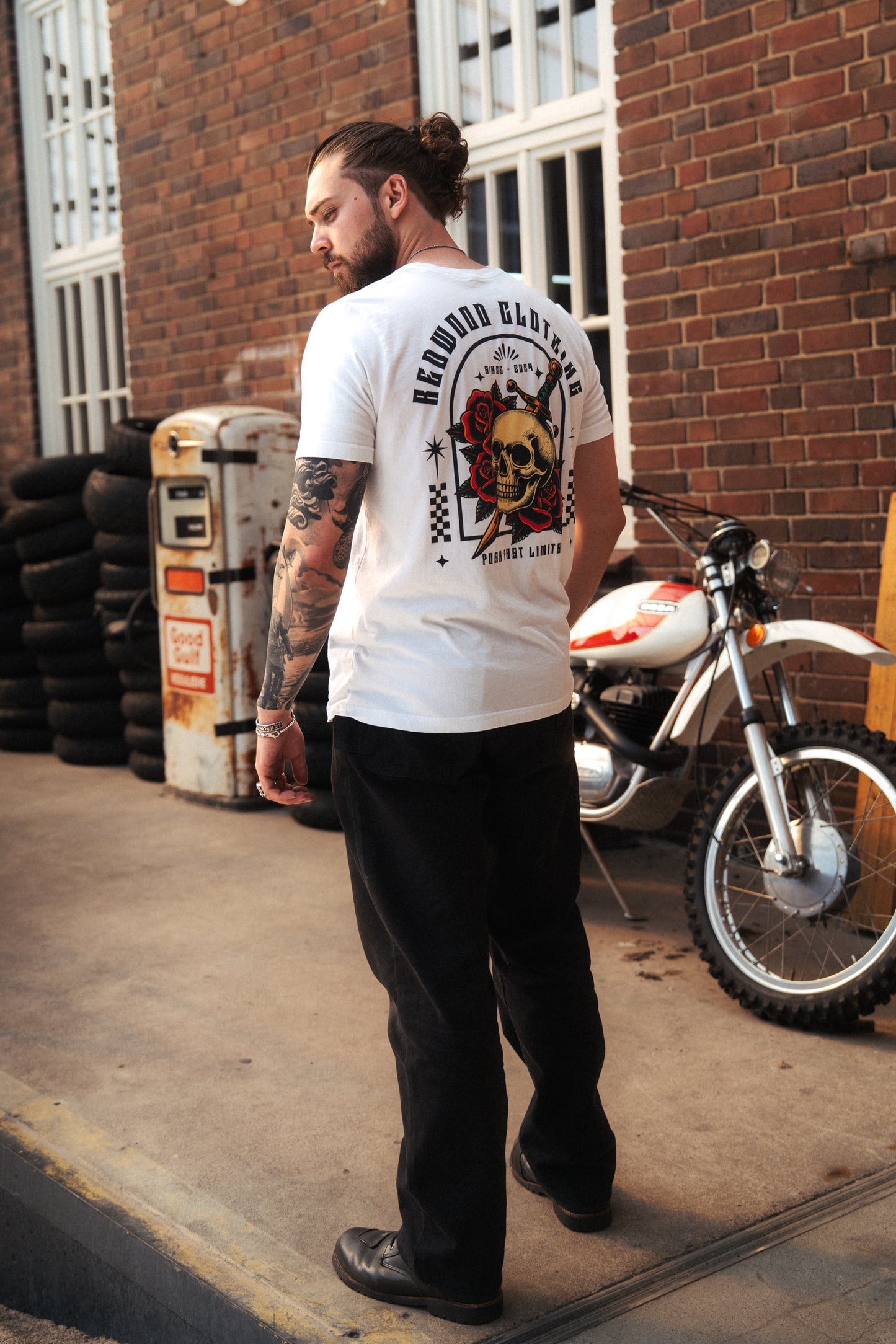 PUSH PAST LIMITS TEE