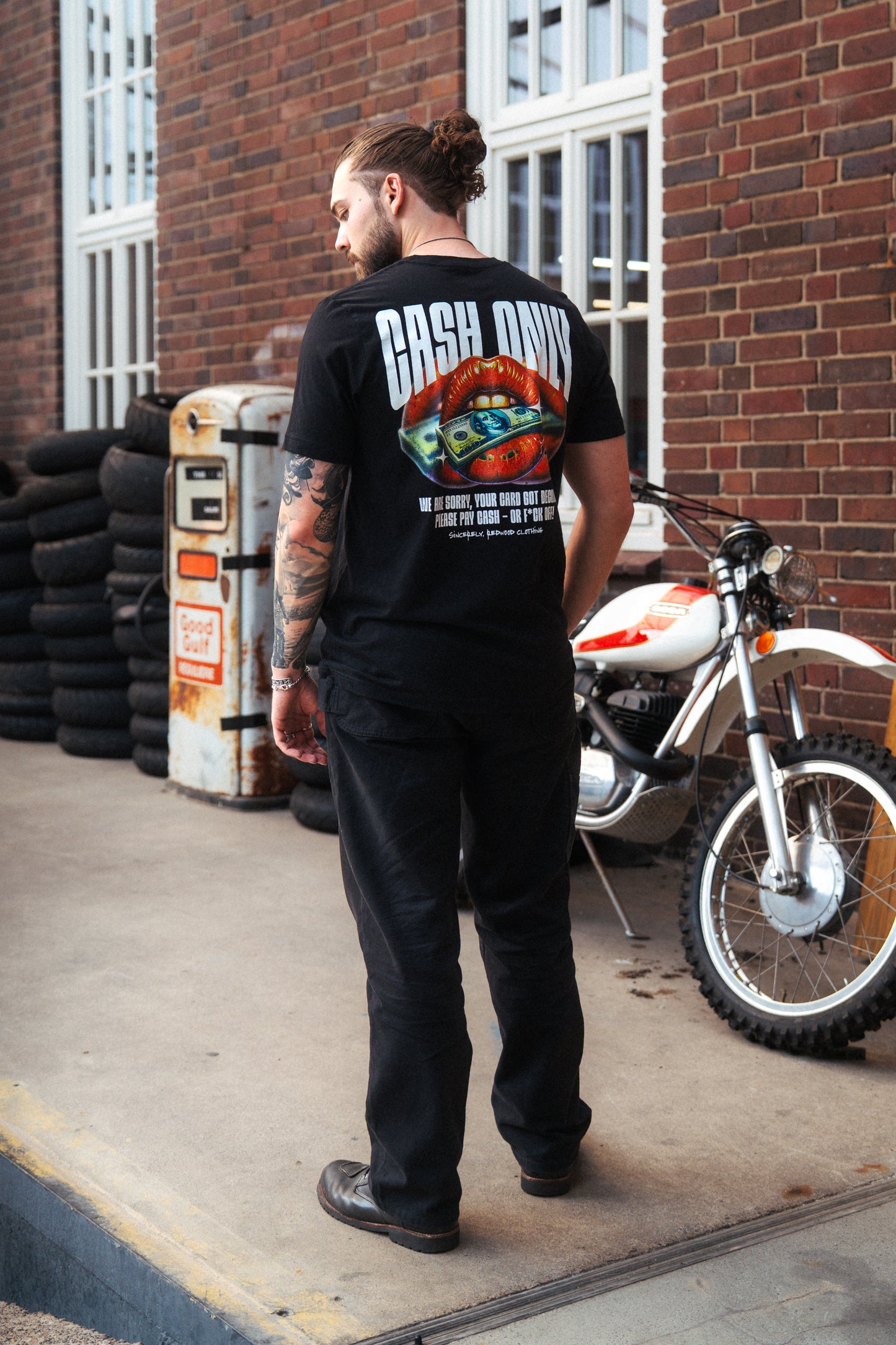 CASH ONLY TEE