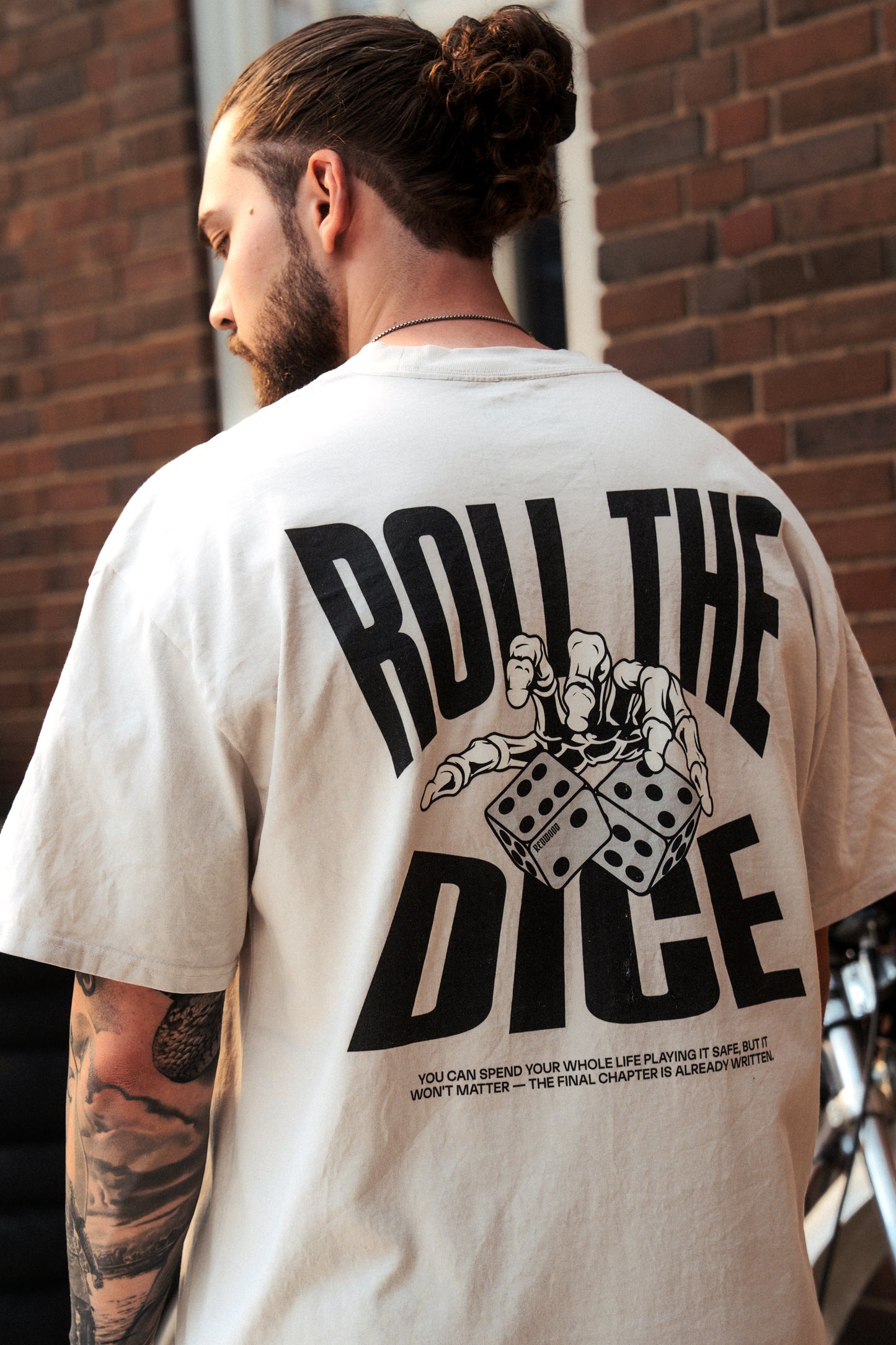 ROLL THE DICE TEE FADED BONE