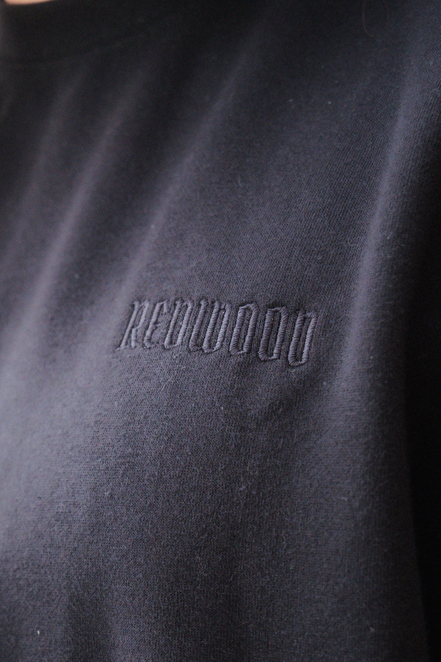 REDWOOD LEGACY SWEAT BLACK