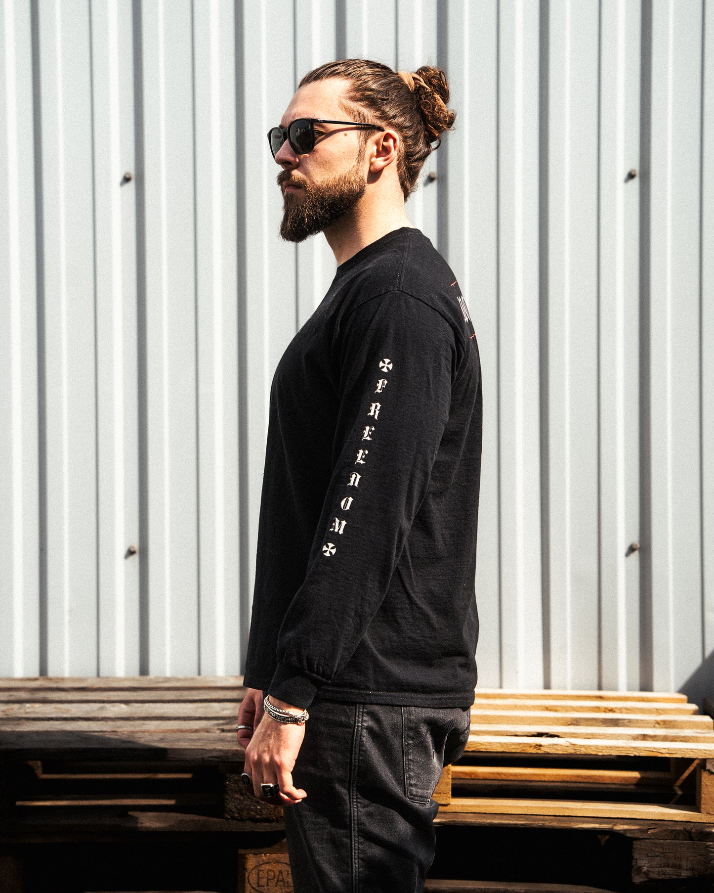 DOMINATION LONGSLEEVE